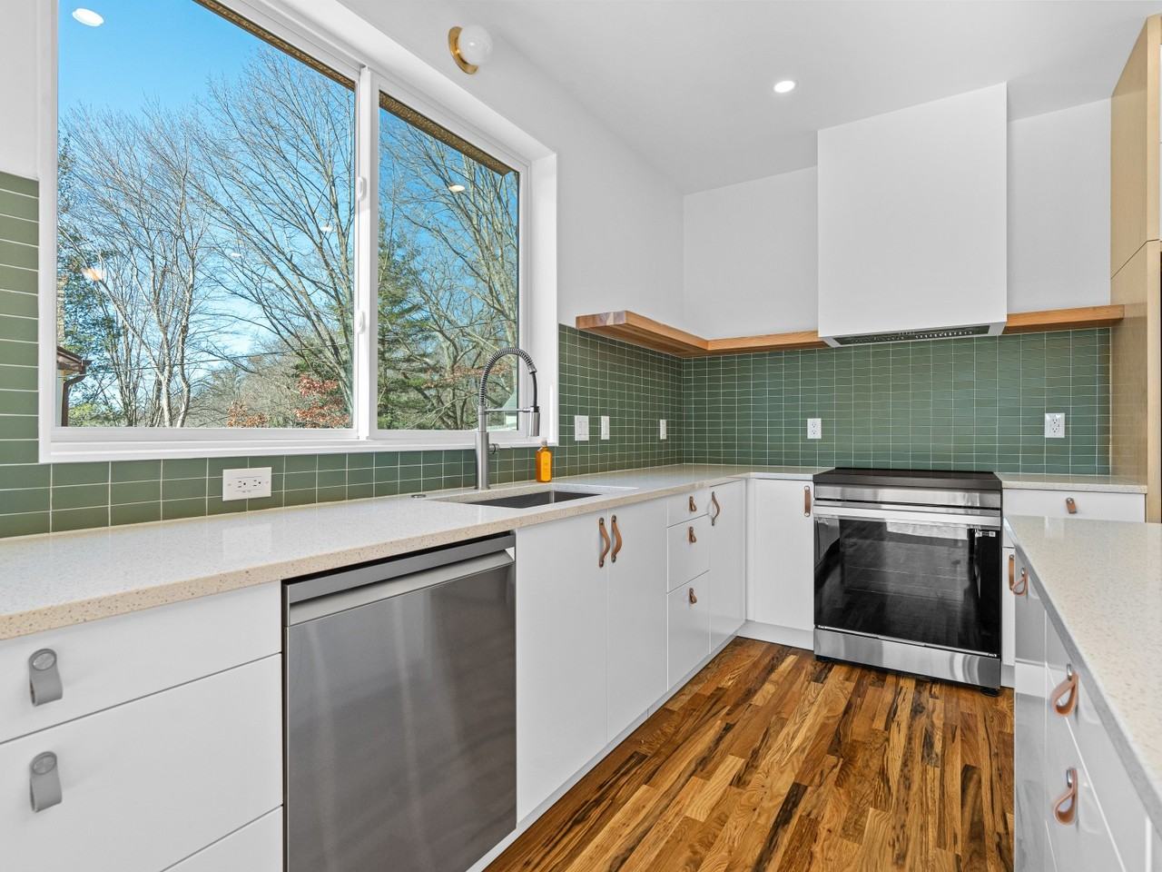 171 Houston Cir #NA - Photo 6 of 48