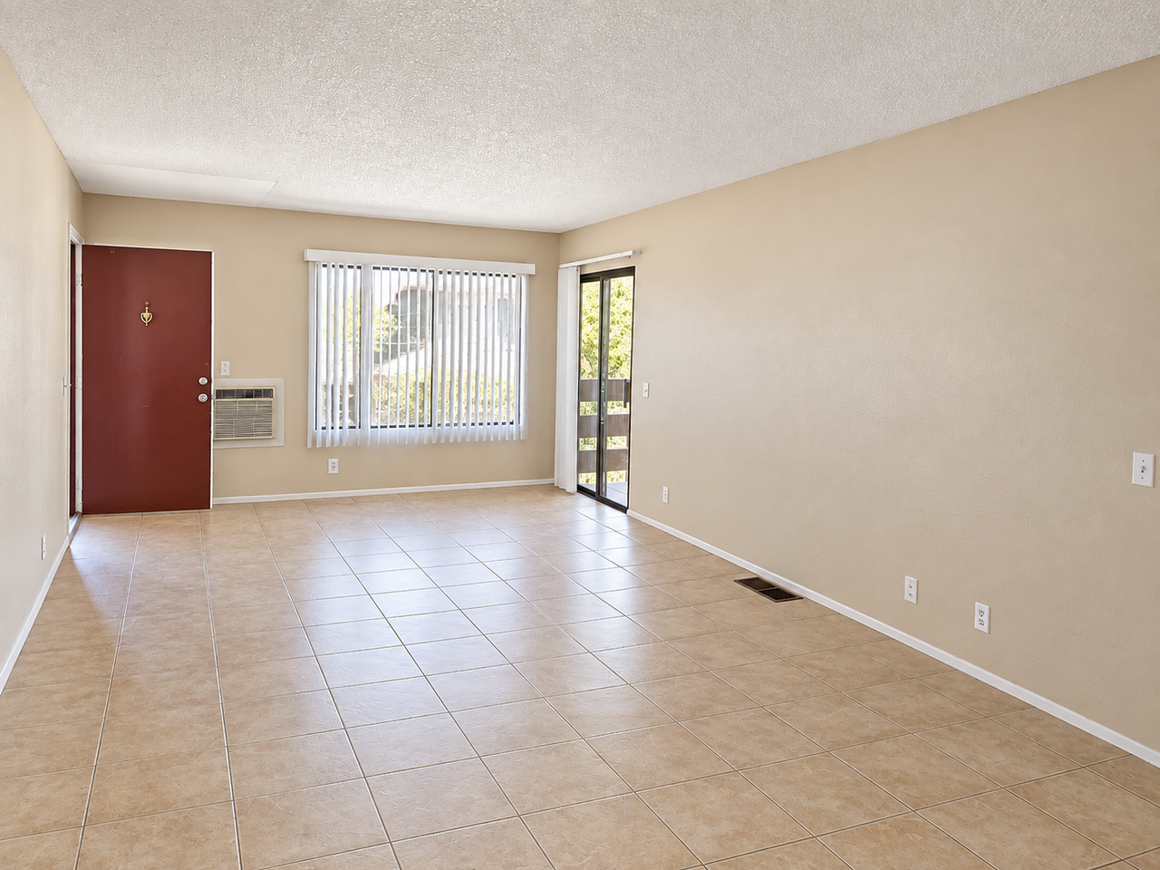 433 Autumn Dr #25 - Photo 4 of 12