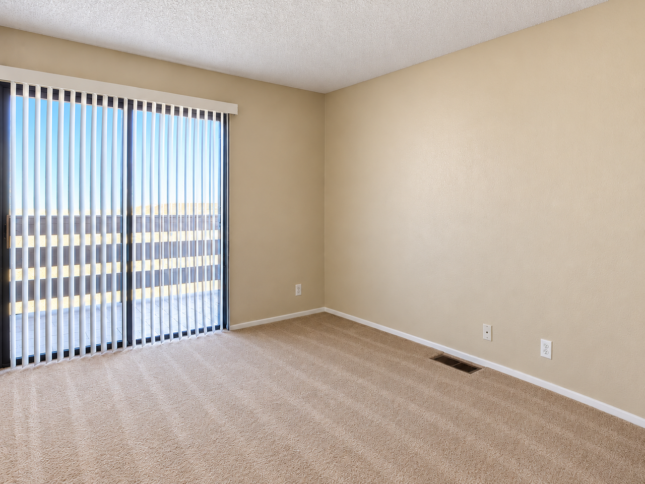 433 Autumn Dr #25 - Photo 7 of 12