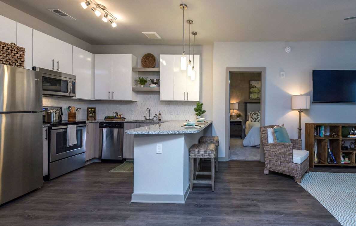 Mariner Grove - Photo 5 of 23