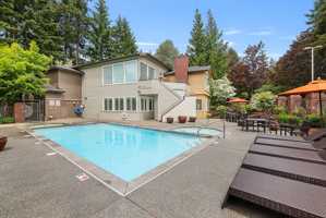 featured image of 15520 Mill Creek Blvd