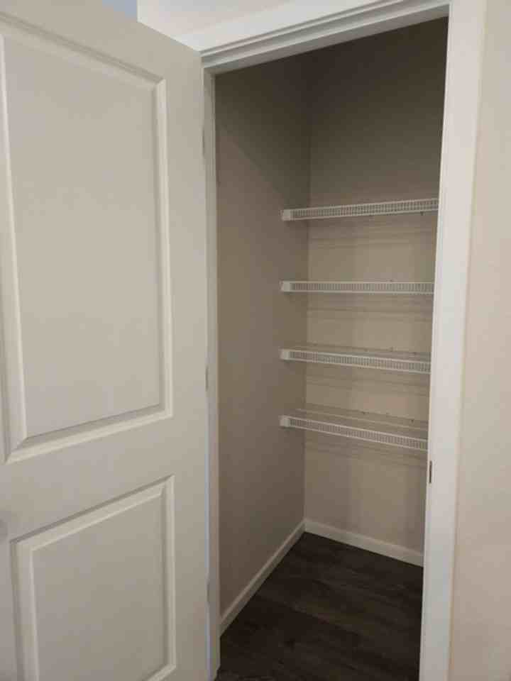 4817 Thyme Ave Ne - Photo 7 of 30