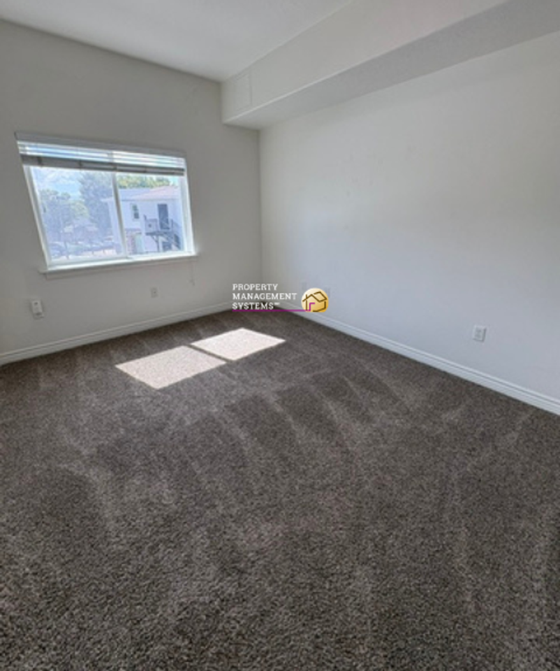 1156 E 3300 S #218 - Photo 6 of 28