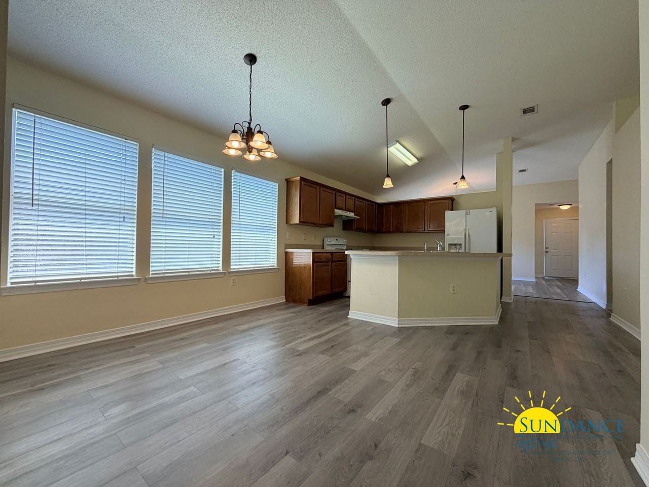 2244 Ortega St - Photo 7 of 31