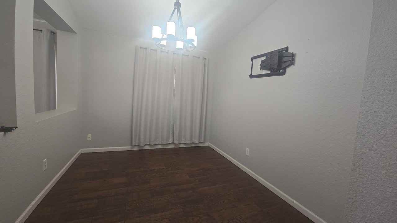907 Meadow View Rd - Photo 6 of 13