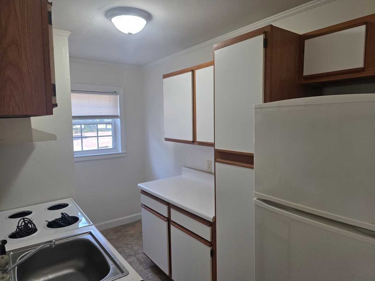 200 High St #3 - Photo 3 of 4