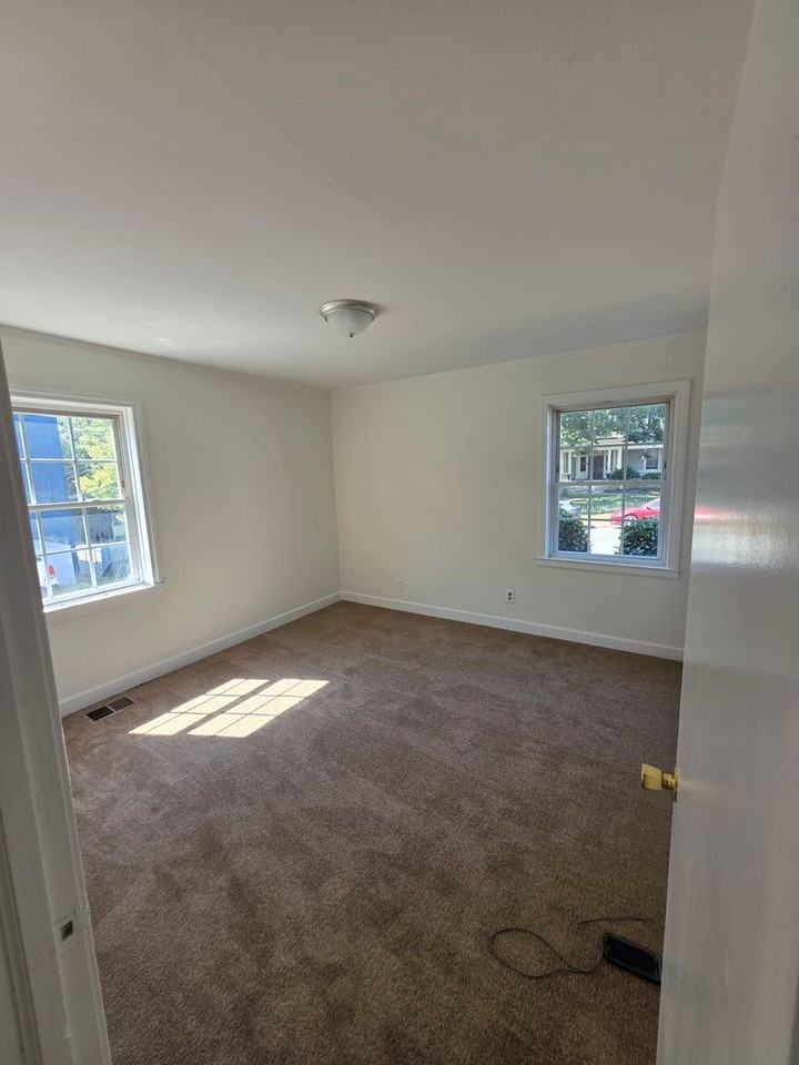 200 High St #3 - Photo 4 of 4