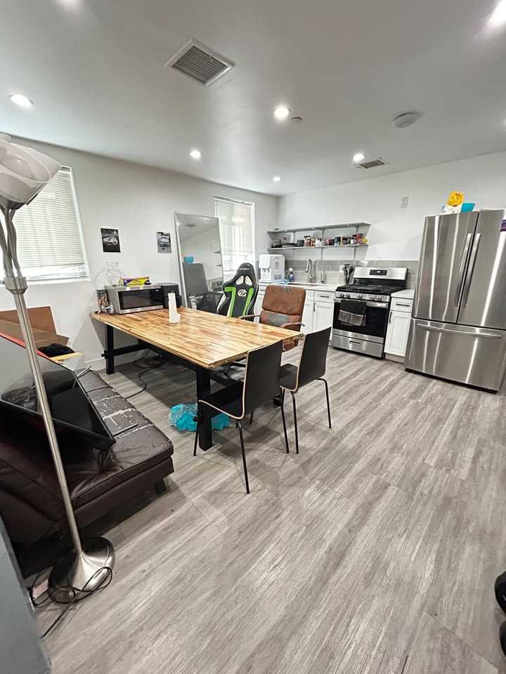 3711  HALLDALE AVE - Photo 6 of 23
