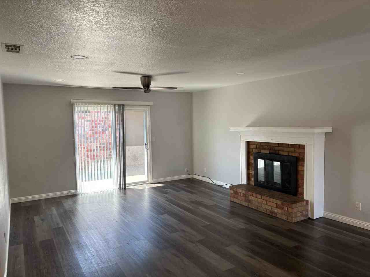 6829 Harmon Dr - Photo 5 of 19