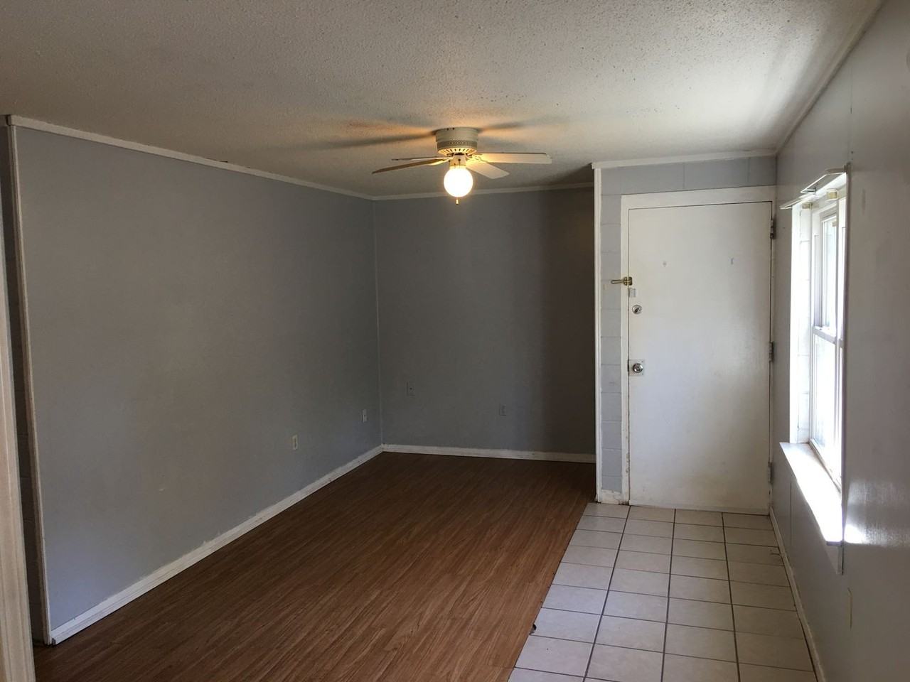 8 Pine Tree Dr #RD - Photo 2 of 6