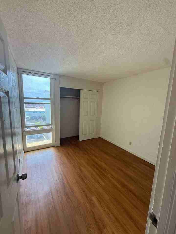 4156 Rice St - Photo 4 of 11