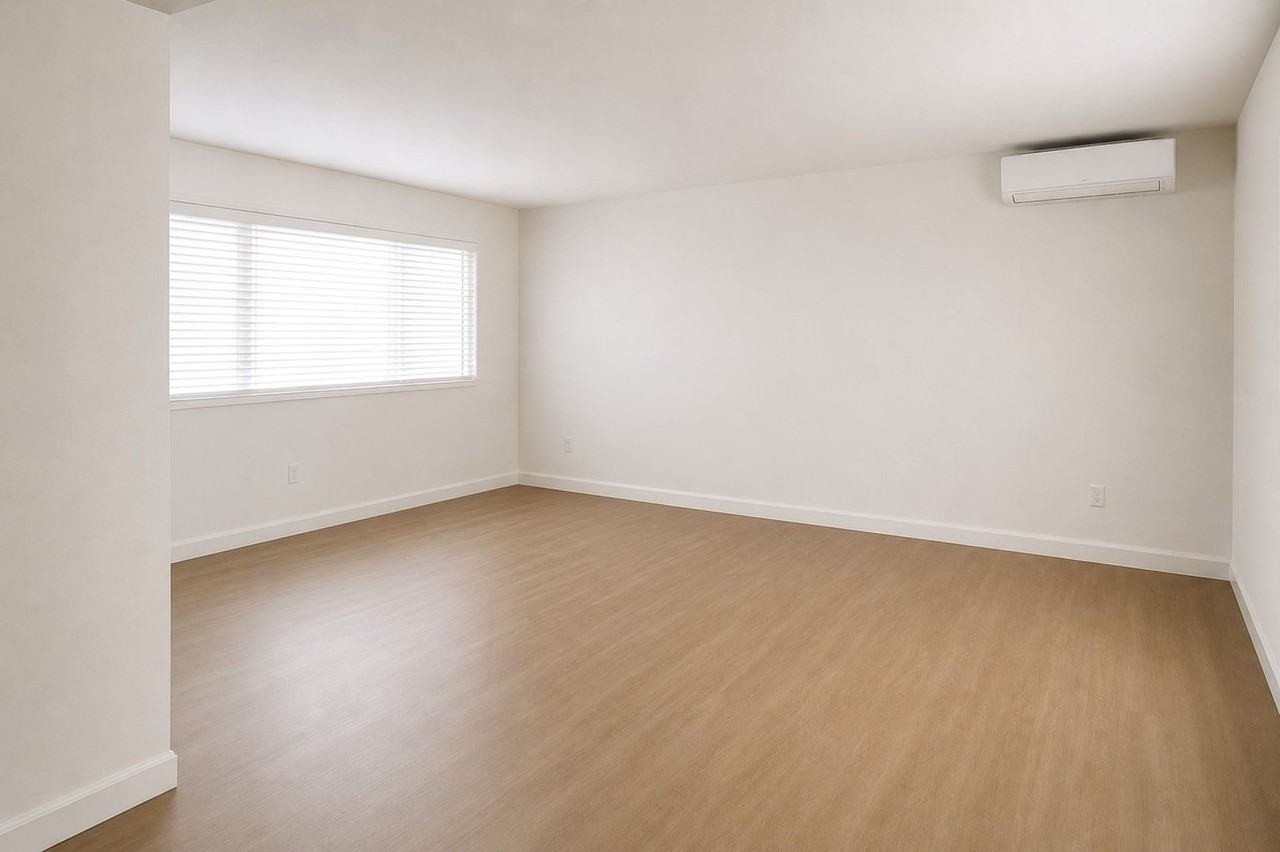 COMING SOON, 1 BED + 1.5 BATH at 1522 Harvard St, Santa Monica, CA 90404. - Photo 3 of 12