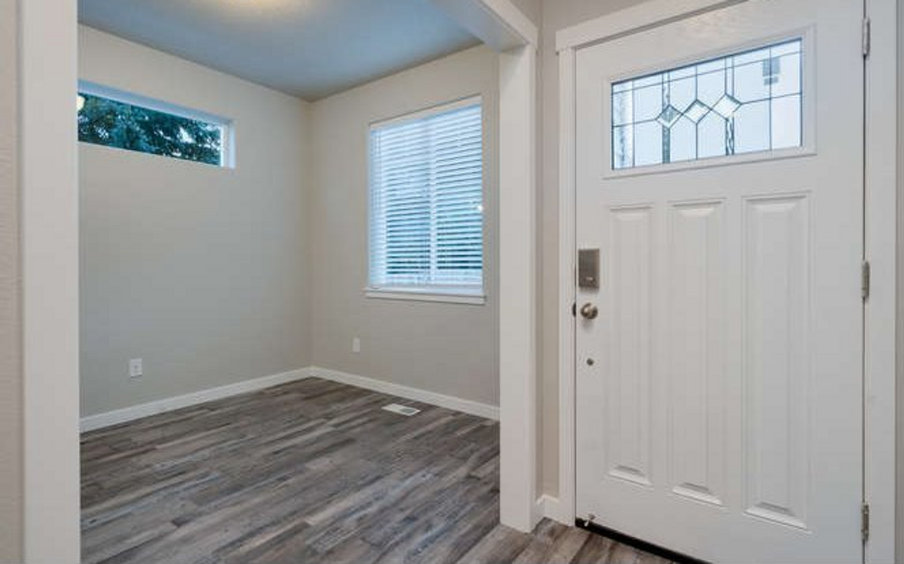 4910 Ne 65th Ct - Photo 2 of 15
