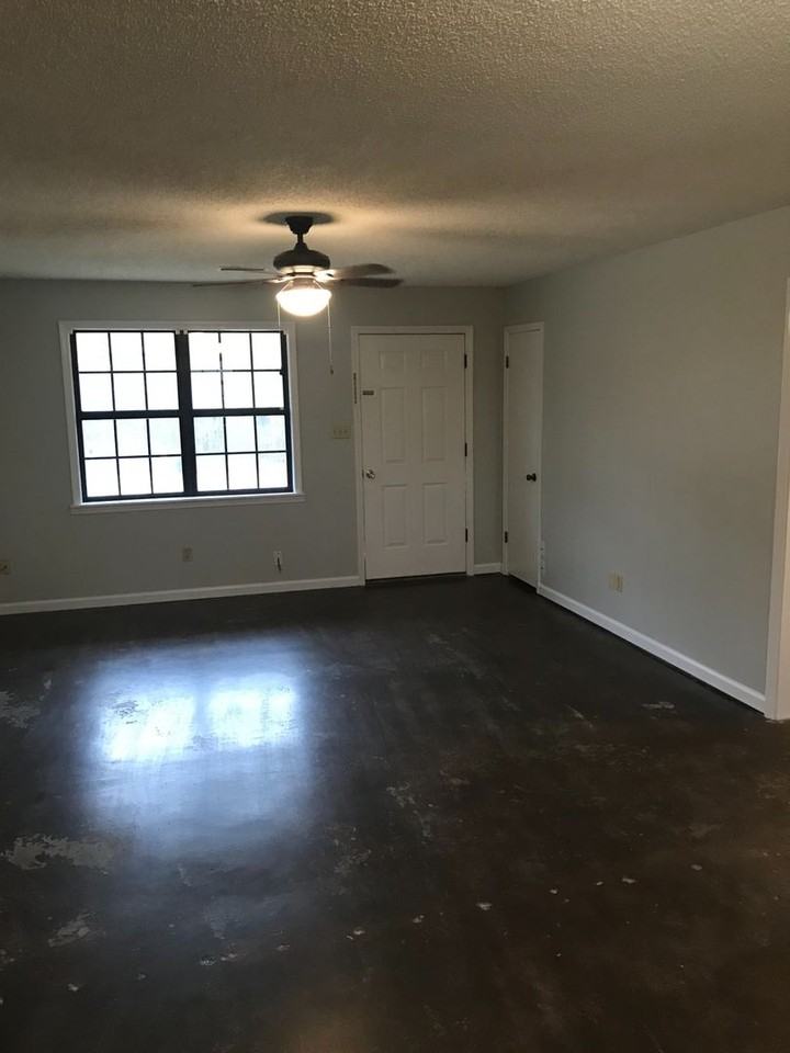 7868 Highway 59 W - Photo 3 of 9