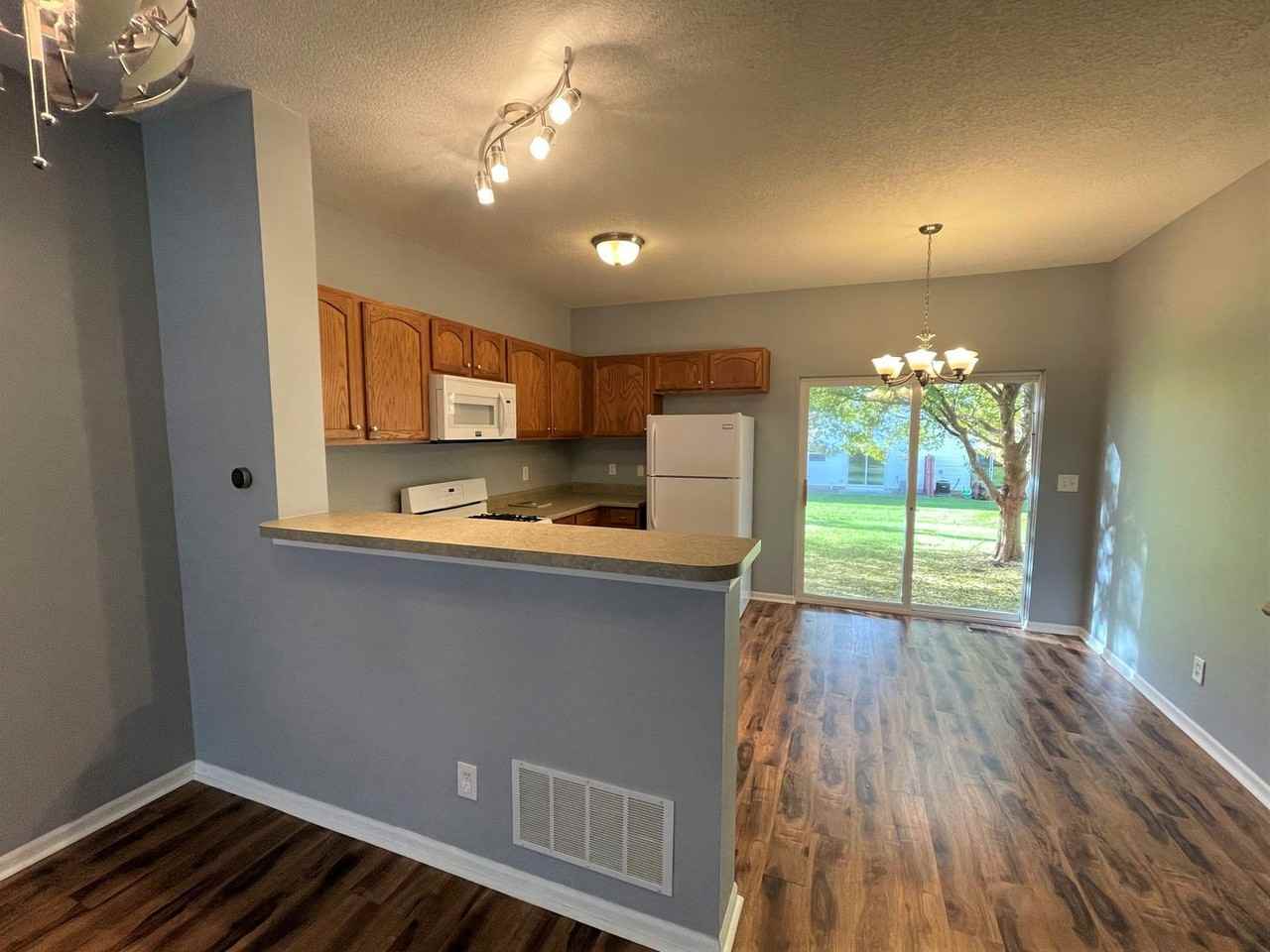 1251 Hall Ln - Photo 4 of 31