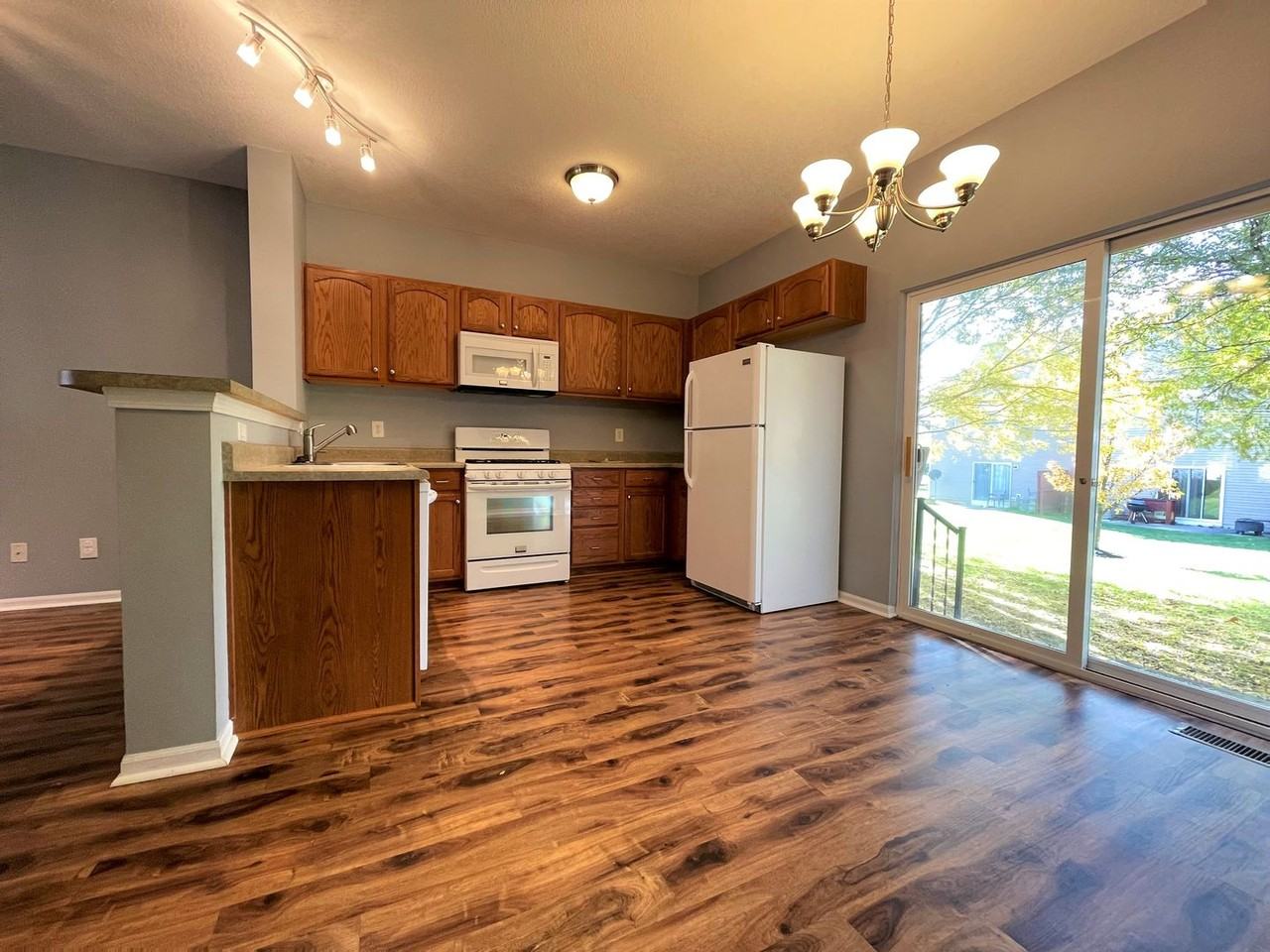 1251 Hall Ln - Photo 6 of 31