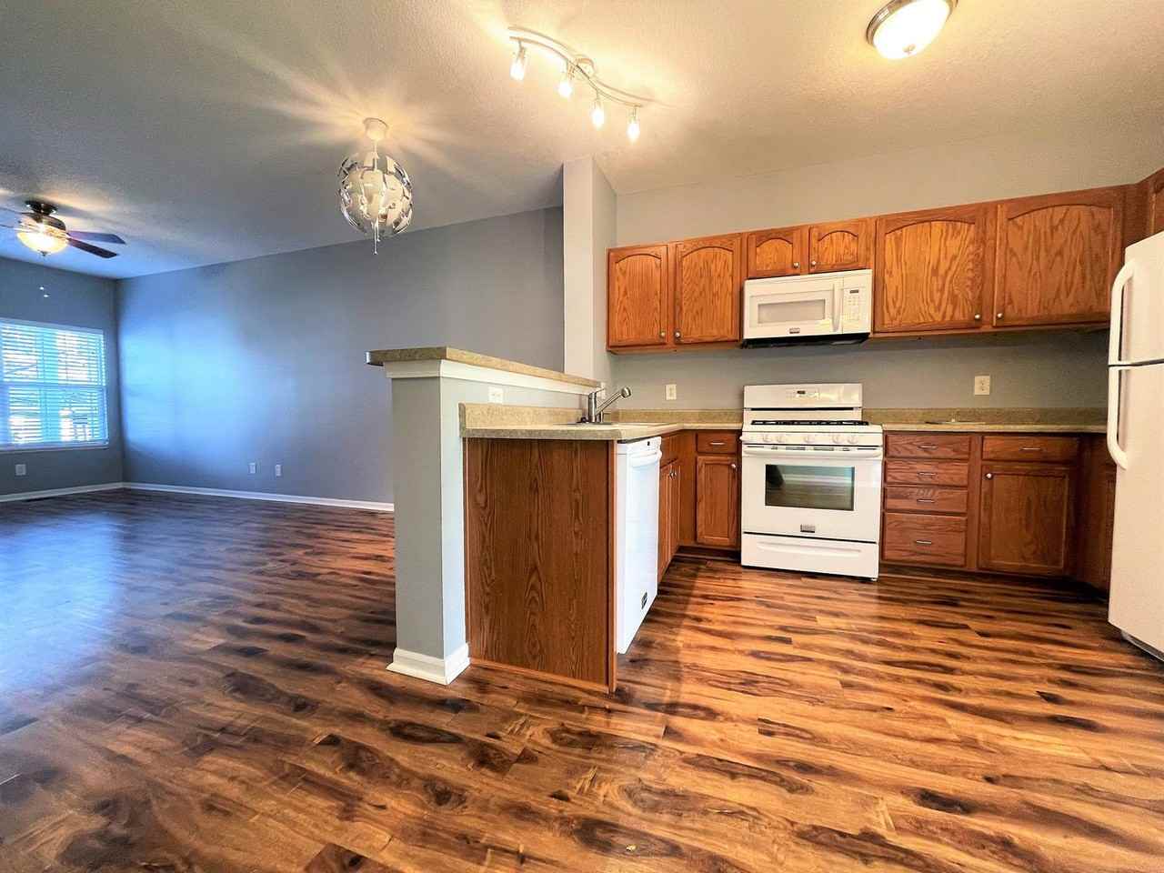1251 Hall Ln - Photo 7 of 31