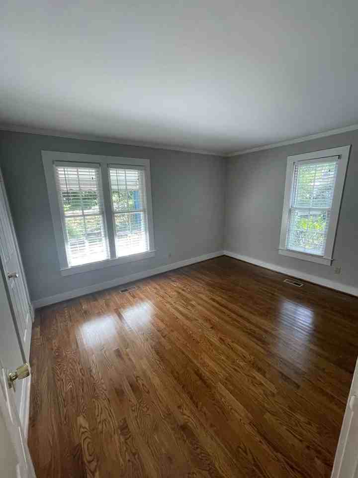325 N Avalon Rd - Photo 7 of 8