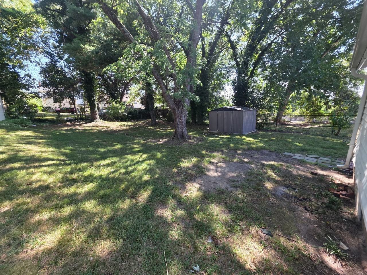117 Wheeler St - Photo 2 of 12