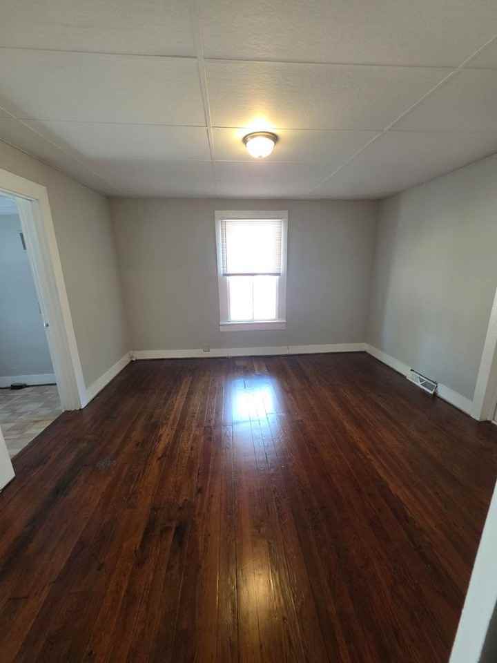 117 Wheeler St - Photo 6 of 12