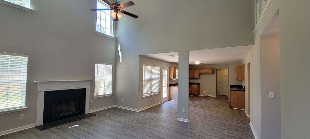 5291 Caitlin Ln - Photo 2 of 30
