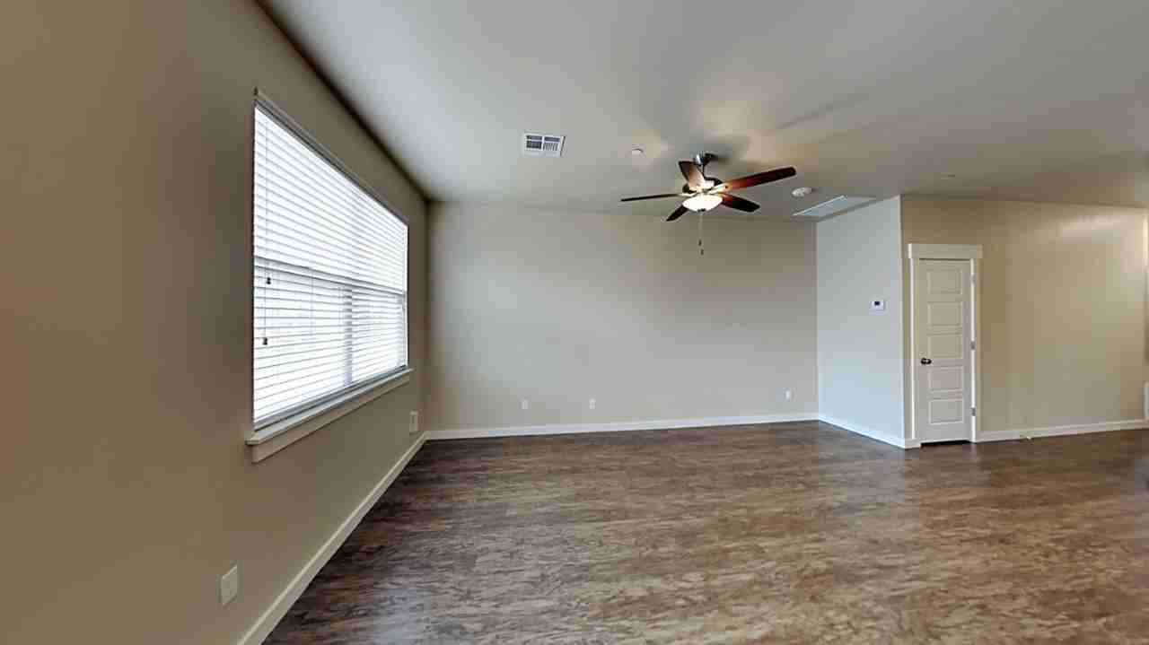 778 Sw 13th St - Photo 6 of 21