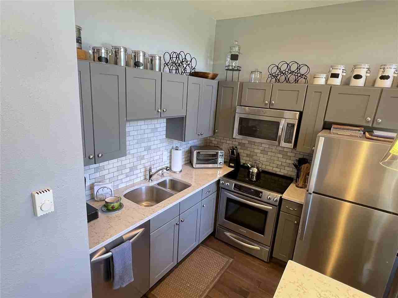 63 Guyot Ln - Photo 2 of 29