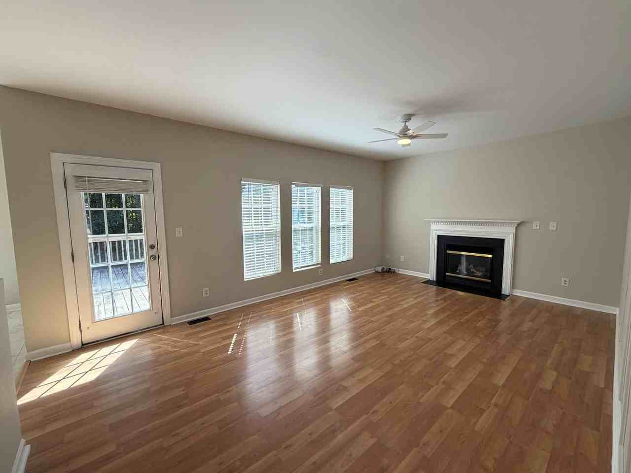 1908 Kylewood Ct - Photo 5 of 21