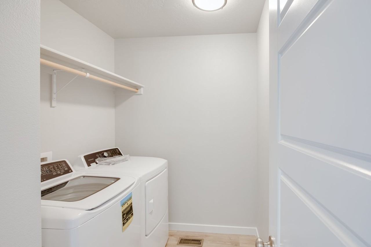 322 S Echo Canyon Ave - Photo 5 of 23