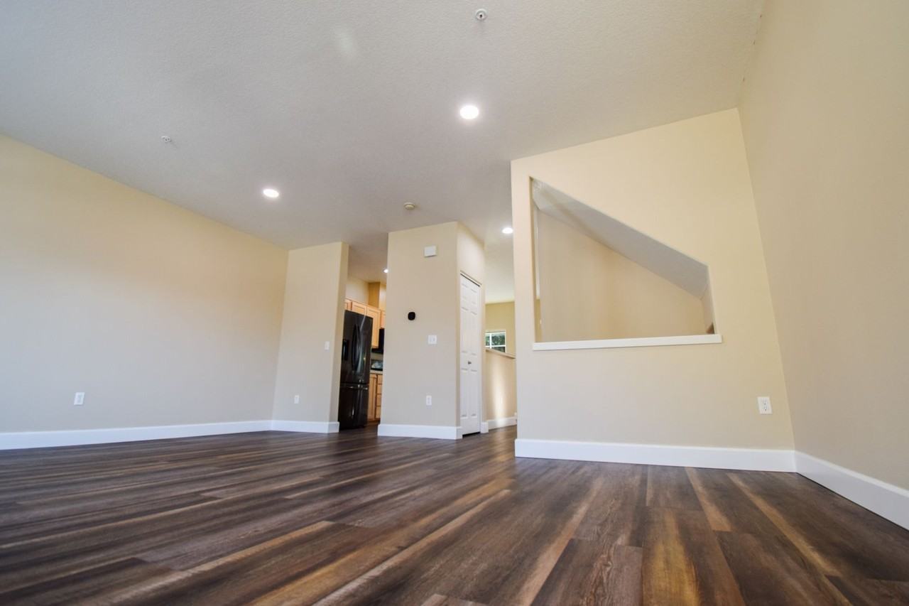 10735 Sw Canterbury Ln #104 - Photo 3 of 26