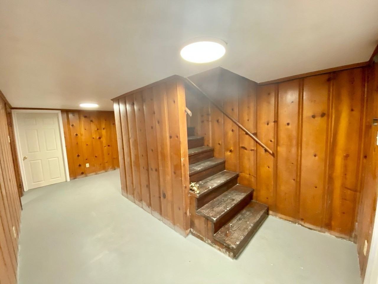 1103 Avenue B - Photo 2 of 19