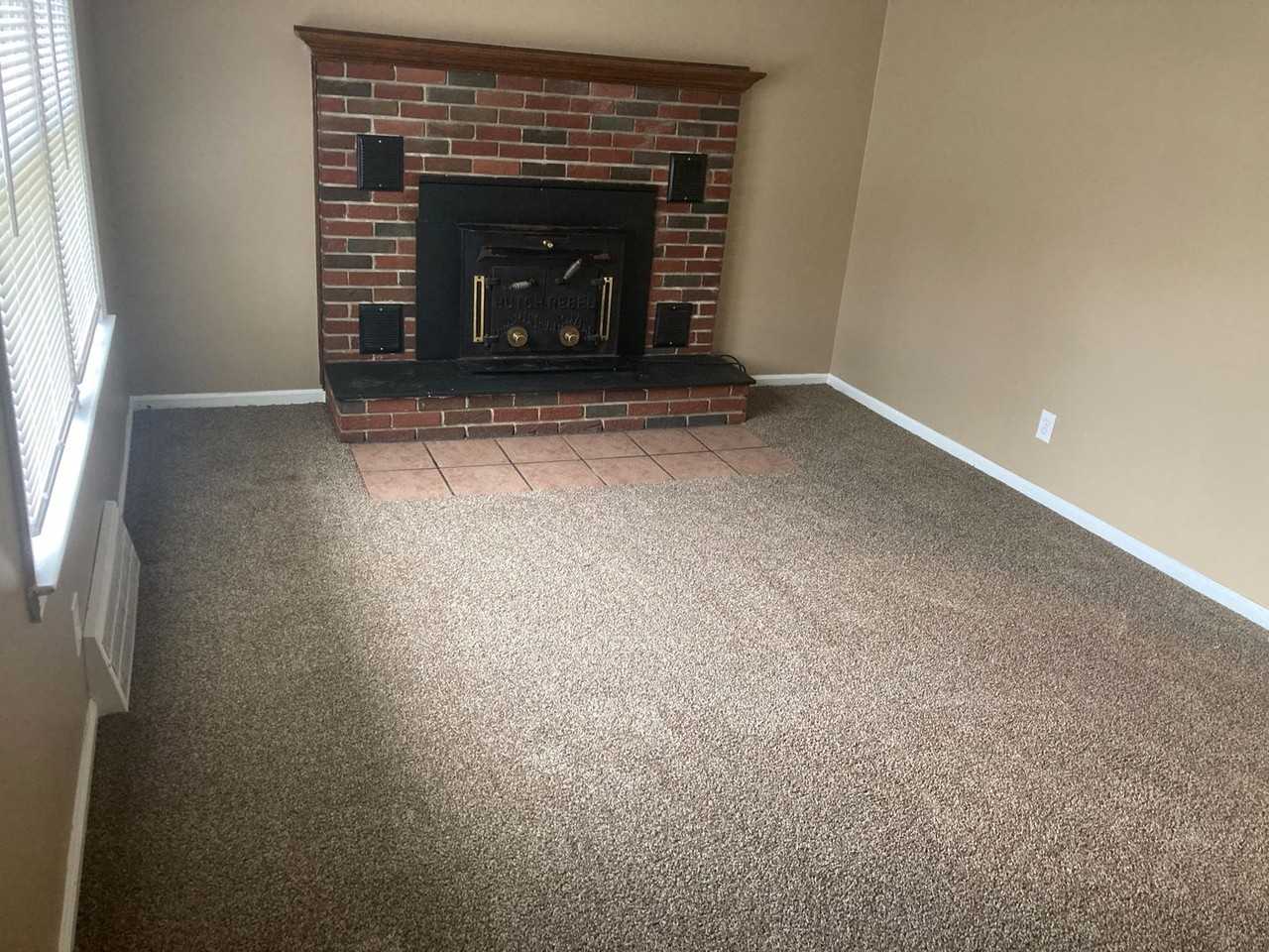 22074 Pleasant Ave - Photo 2 of 21