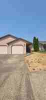 featured image of 632 Benjamin Ave