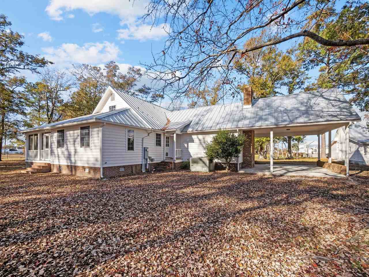 2229 Sloop Point Loop Rd - Photo 3 of 50