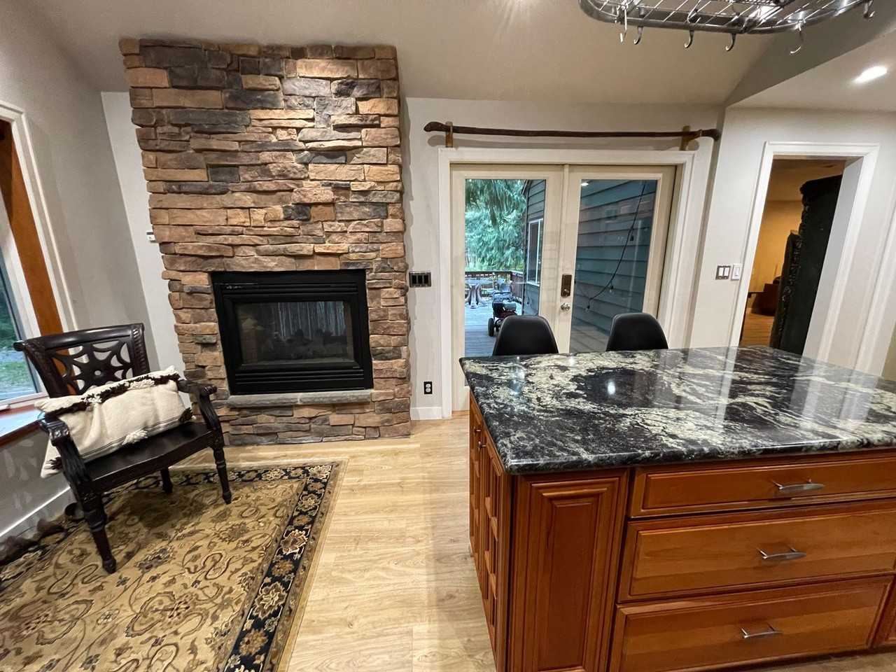 17163 30th Ave Ne - Photo 4 of 15