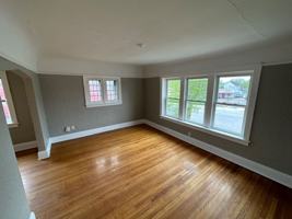 featured image of 4720 N 37th St