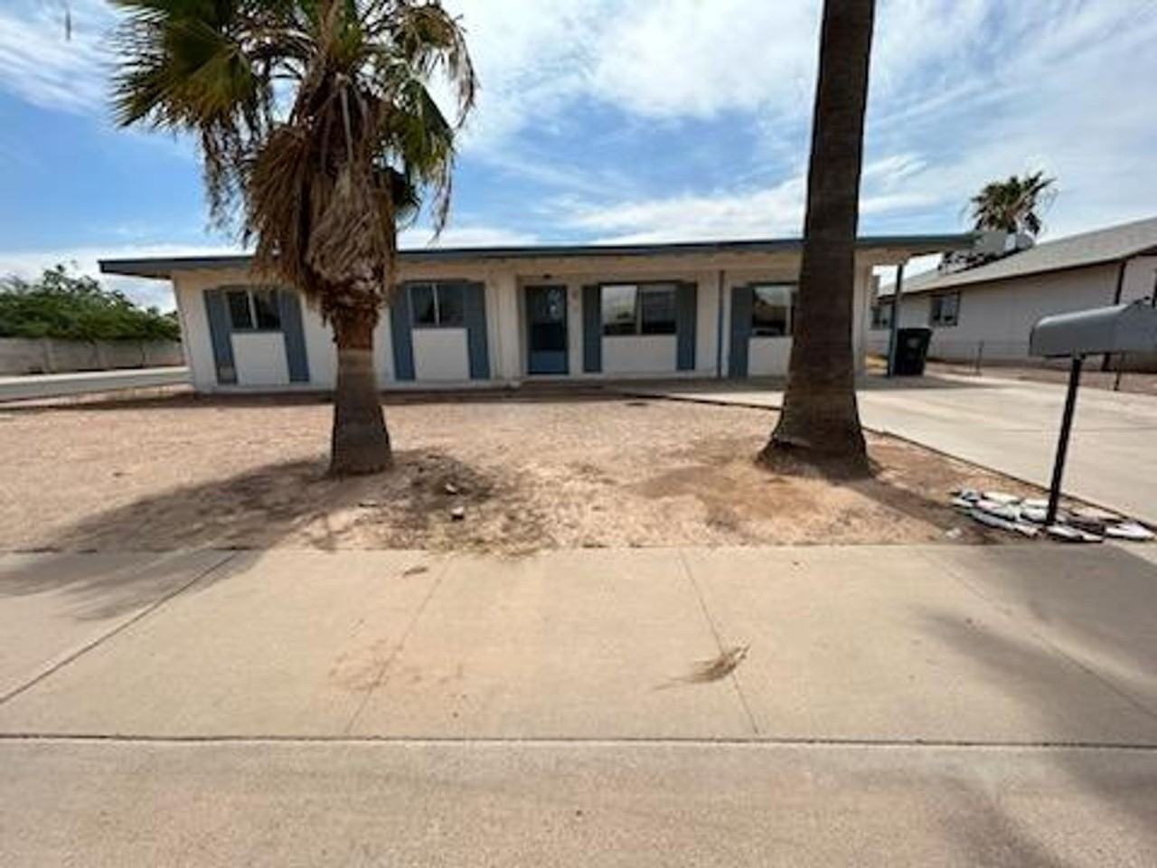 201 W Barrus Pl - Photo 3 of 5