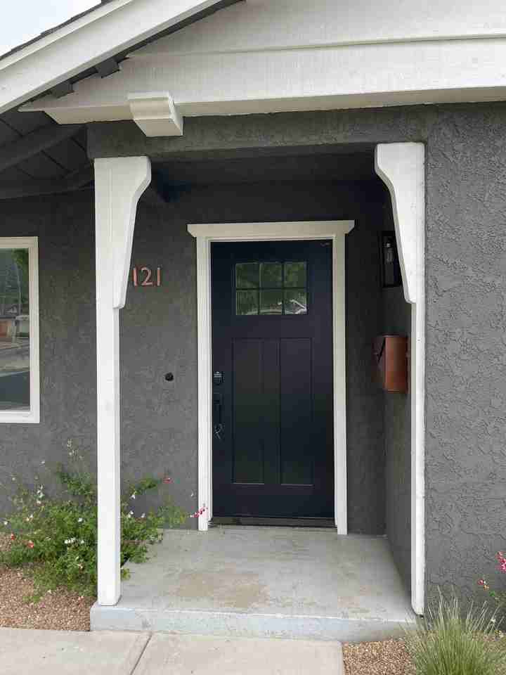 121 Huntington Pl - Photo 2 of 14