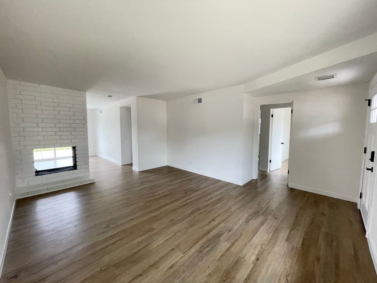 121 Huntington Pl - Photo 3 of 14