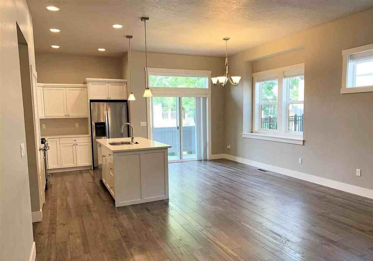 2624 E Decameron Ln - Photo 5 of 21
