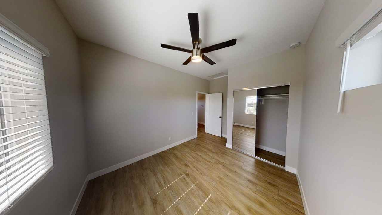 6453 Richard St - Photo 7 of 12