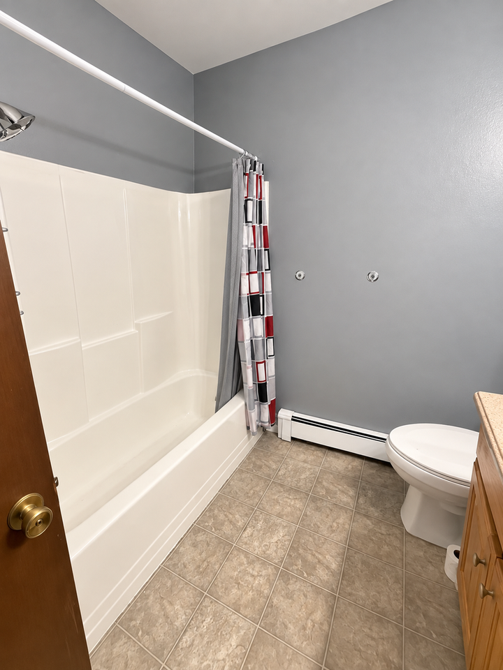 1643 Kelby Dr - Photo 4 of 10