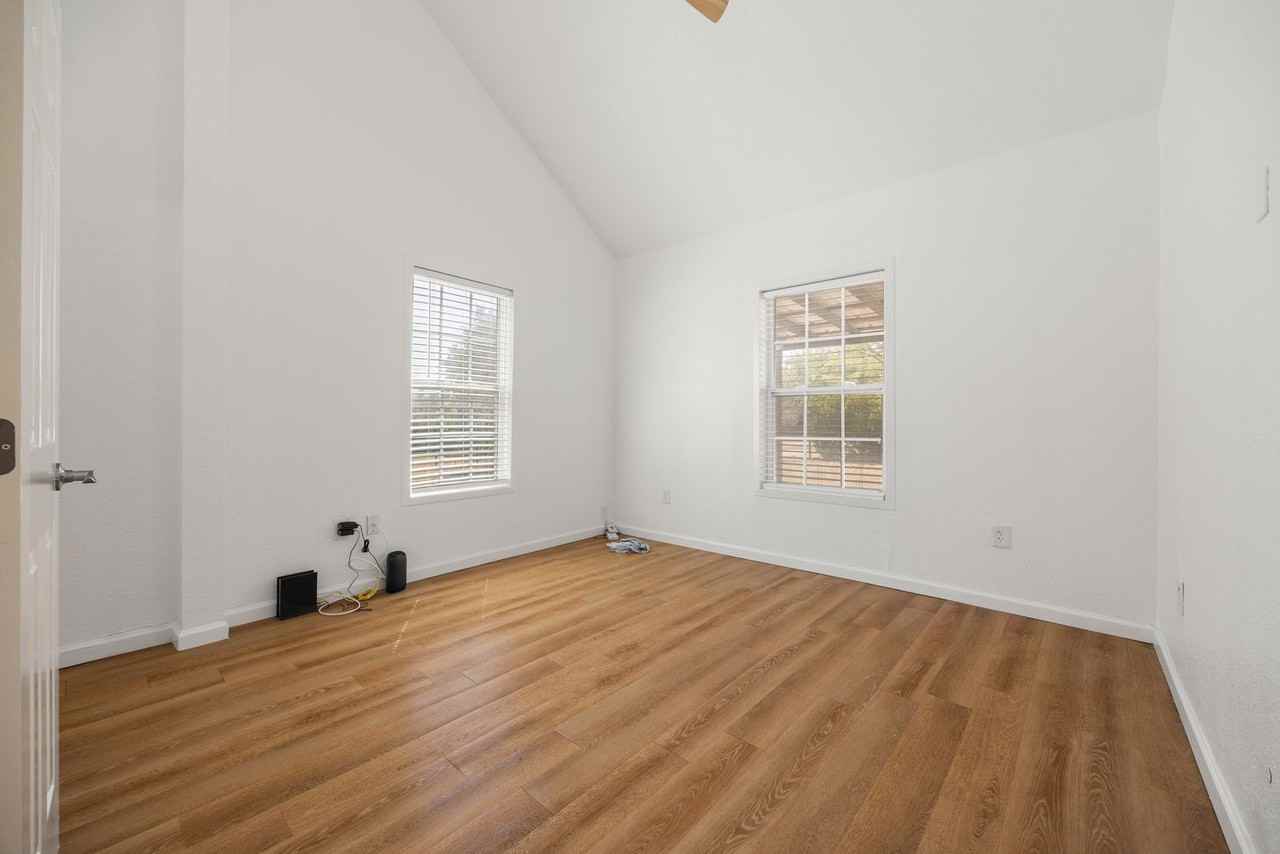 14708 Foy Dr - Photo 5 of 17