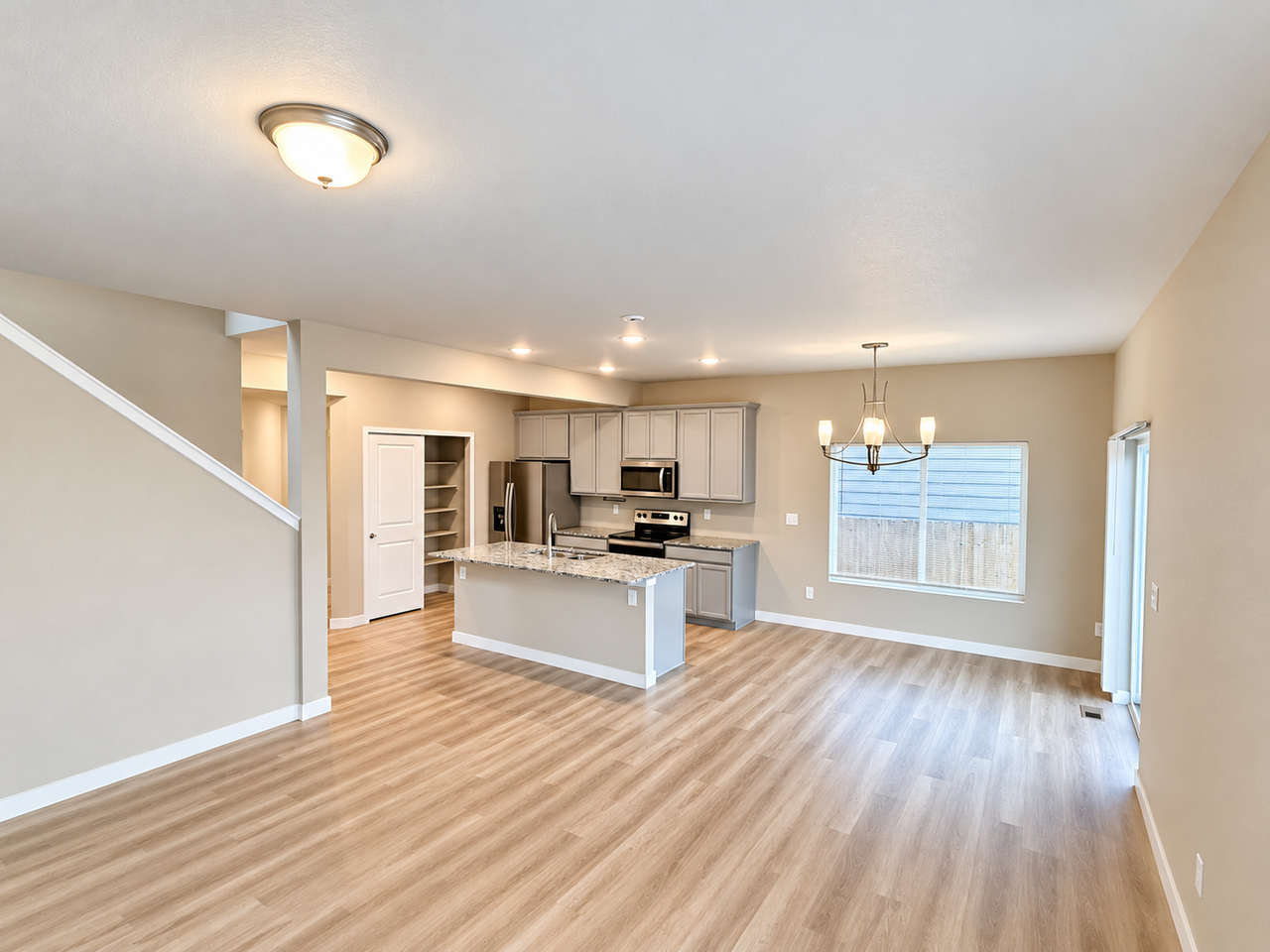 6165 Big Bird Dr - Photo 5 of 19