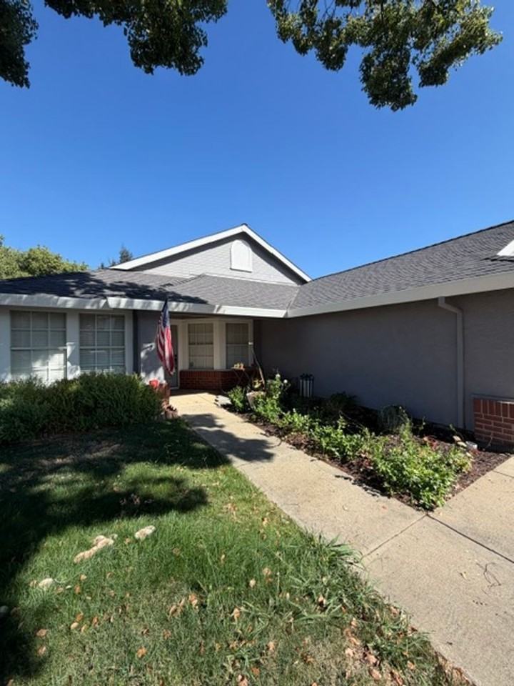 5211 Moonlight Way - Photo 2 of 26