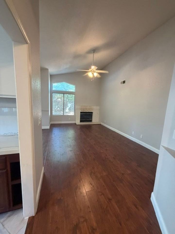 5211 Moonlight Way - Photo 3 of 26