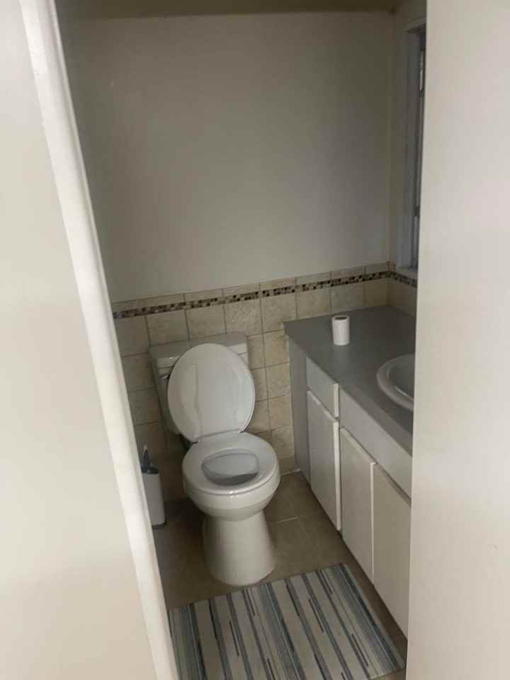 2817 Newcombe Ln - Photo 7 of 10