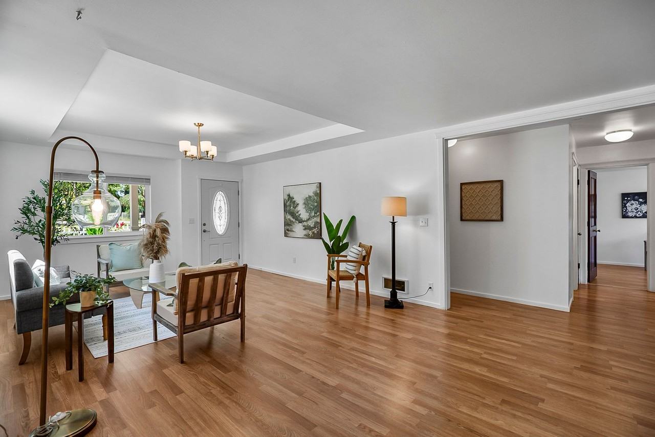 6609 Elliott Way - Photo 2 of 14