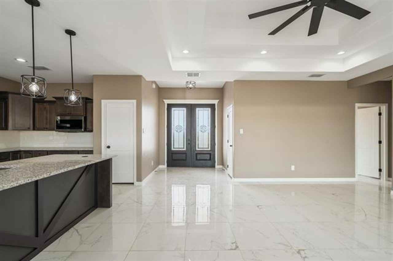 257 Buenos Aires Dr - Photo 5 of 25