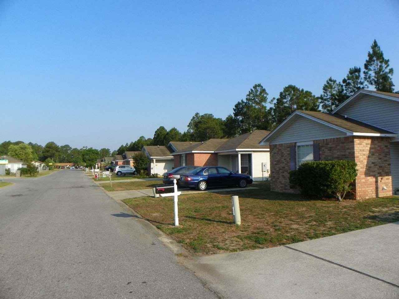 8931 Forest Oak Dr - Photo 2 of 5